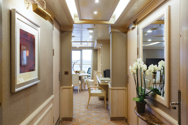 Silversea - Silver Spirit - Accommodation - Royal Suite 3.jpg